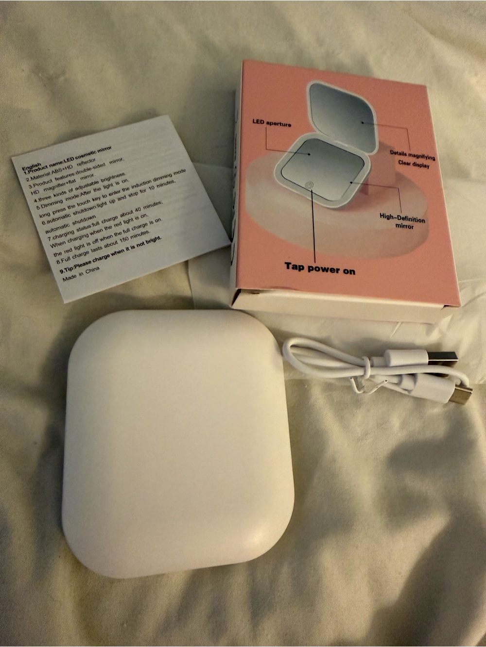 Portable LED Lighted Compact Mirror (White) NEW